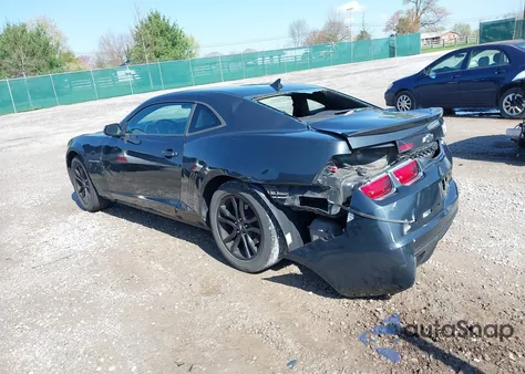 2013 Chevrolet Camaro Ls z USA, uszkodzony, nr VIN 2G1FA1E35D9156989